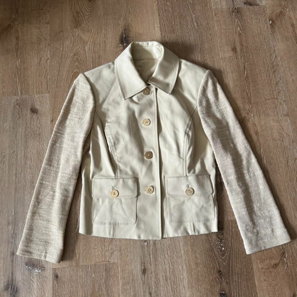 St. John Beige Collared Jacket‎